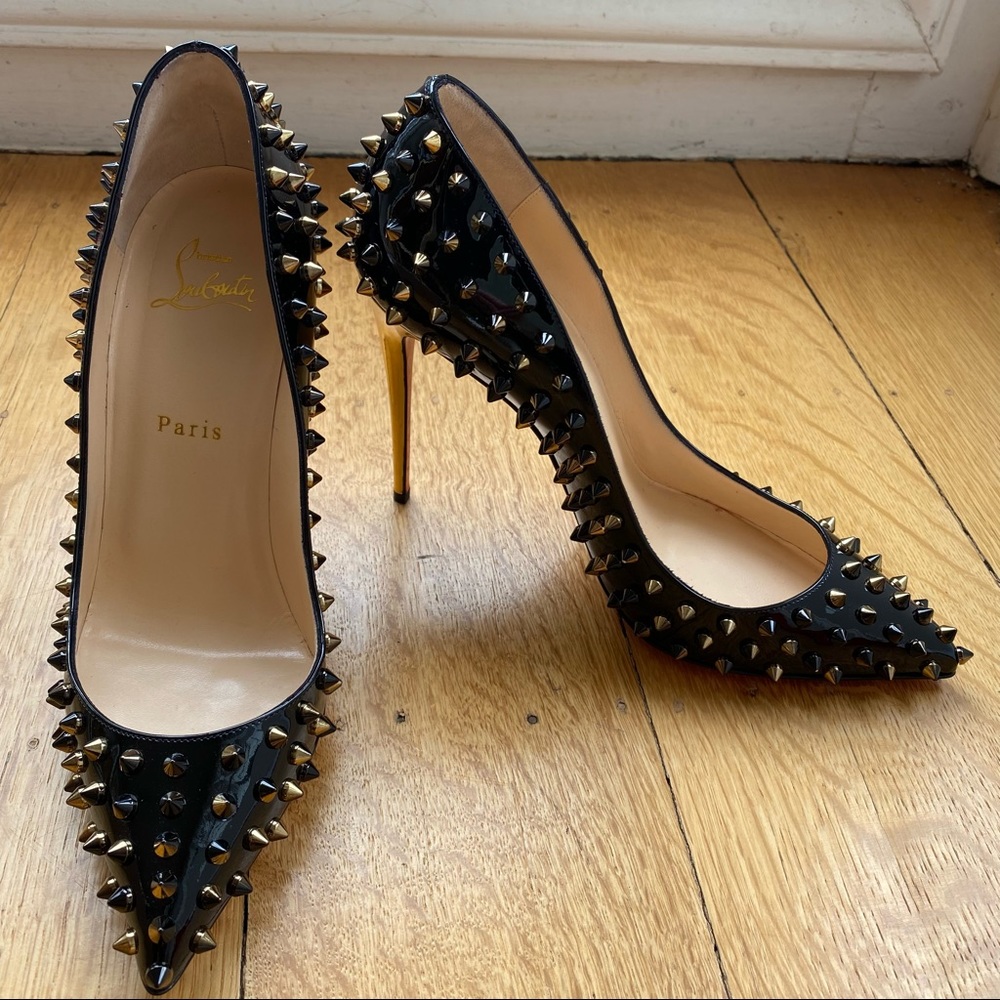 Christian Louboutin Follies Spike size 39